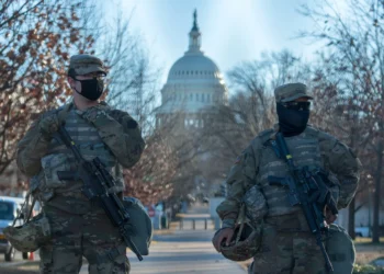 Donald Trump to Keep National Guard in Washington DC for Weeks