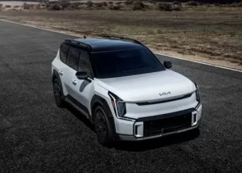 Kia advances EV Mobility experience with new Plug and Charge Technology