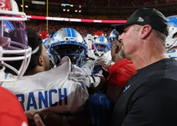 Huge Brawl Breaks Out at End of Chiefs-Lions Game
