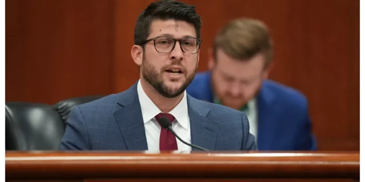 Florida AG issues subpoena to Roblox for child protection policies