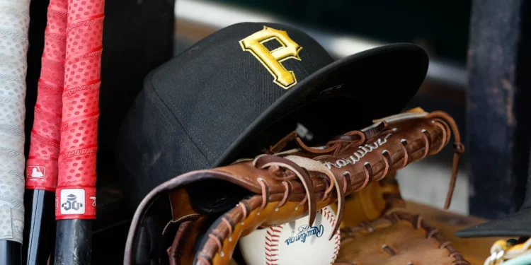 Pirates Poach 27-Year-Old Outfielder From White Sox on Waivers
