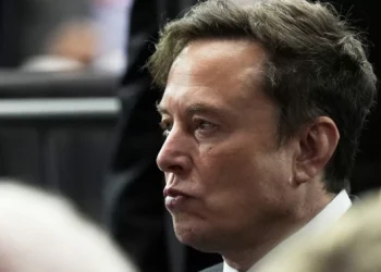 Judge rejects Musk attempt to move SEC case 