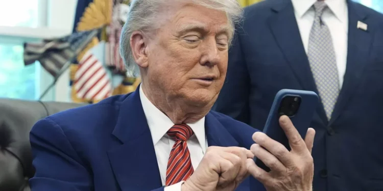 Liberal influencer on Trump AI video dropping feces on him: ‘Alas, here we are’