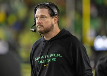 Dan Lanning, Oregon Receive Dire Warning Before USC Matchup