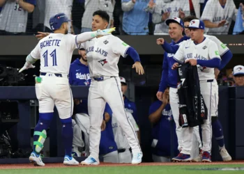 Blue Jays Star Projected to Sign $240M Deal This Offseason