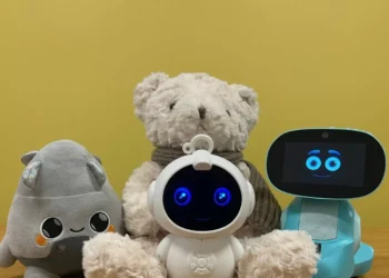 Advocacy groups urge parents to avoid AI toys this holiday season