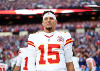 Patrick Mahomes Calls Out Chiefs After Tough Loss to Bills