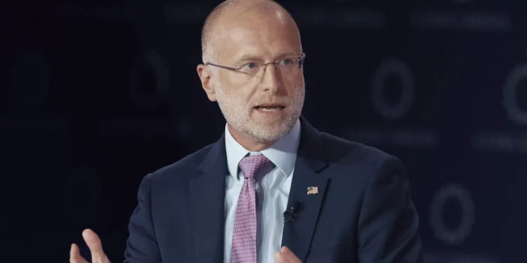 Former FCC chairs: Carr improperly wielding ‘news distortion policy’