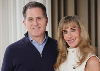 Michael and Susan Dell depositing $250 in 25M children’s investment accounts