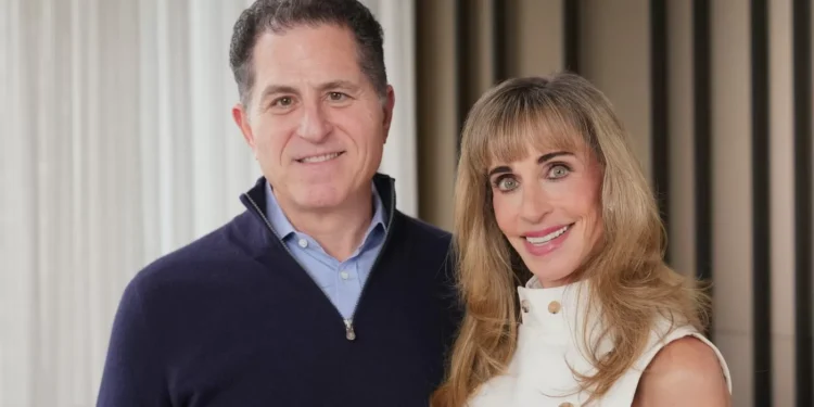 Michael and Susan Dell depositing $250 in 25M children’s investment accounts