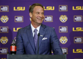 LSU, Lane Kiffin Poaching Key Member of Ole Miss’ Remaining Staff