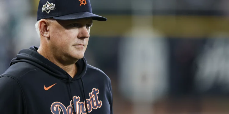 Tigers Say Goodbye to 6-Foot-8, 300-Pound Reliever Poached by Rockies