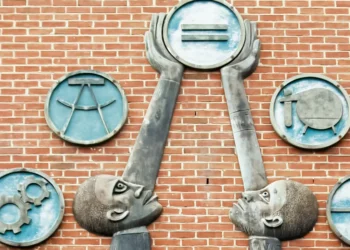 Why the United States’ ‘War on Woke’ is a Threat to Educational Futures Everywhere