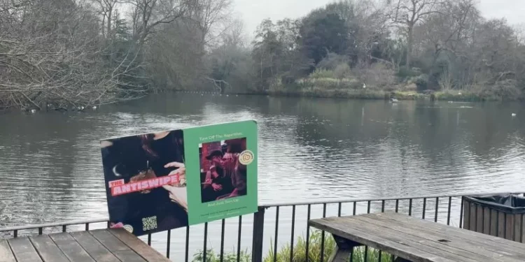 WATCH: Singletons ditch dating apps in favour of activity-based in-person events