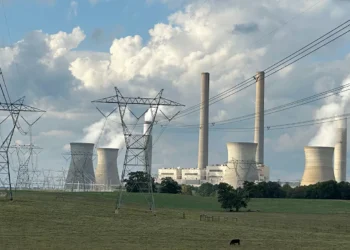 Trump, tech giants seek to change data center narrative amid growing scrutiny 