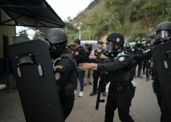 Guatemala Declares State of Siege After Gang Attacks Kill 7 Police Officers