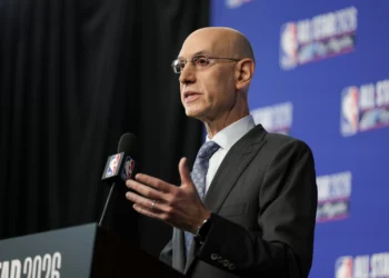 NBA Fans Sound Off on Hypothetical Tanking Cure